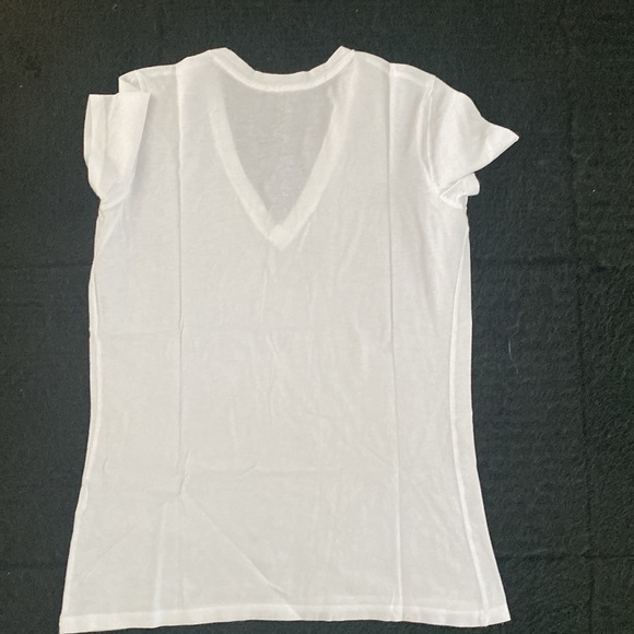 A/x t-shirt size XS - Picture 3 of 3